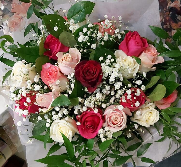 bouquet fleurs roses